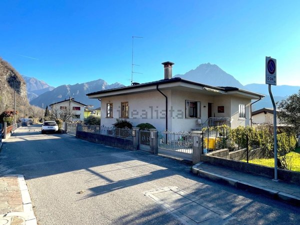 casa indipendente in vendita a Bordano