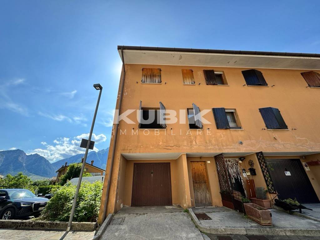 casa indipendente in vendita a Bordano