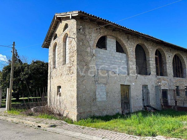 casa indipendente in vendita a Buja