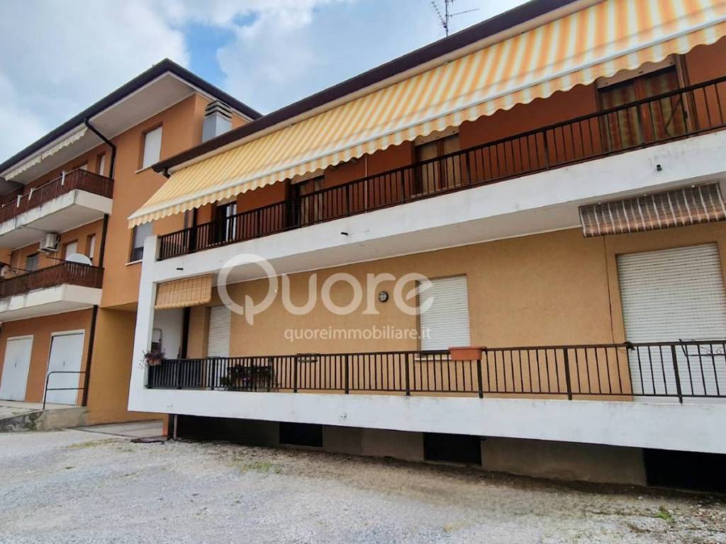 appartamento in vendita a Buja