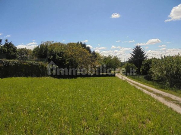 terreno edificabile in vendita a Buja