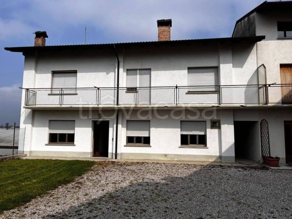 casa indipendente in vendita a Buja