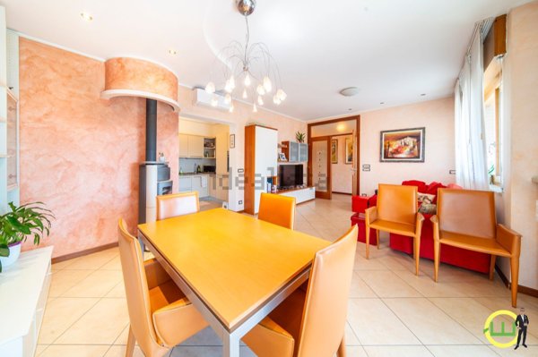 casa indipendente in vendita a Buja