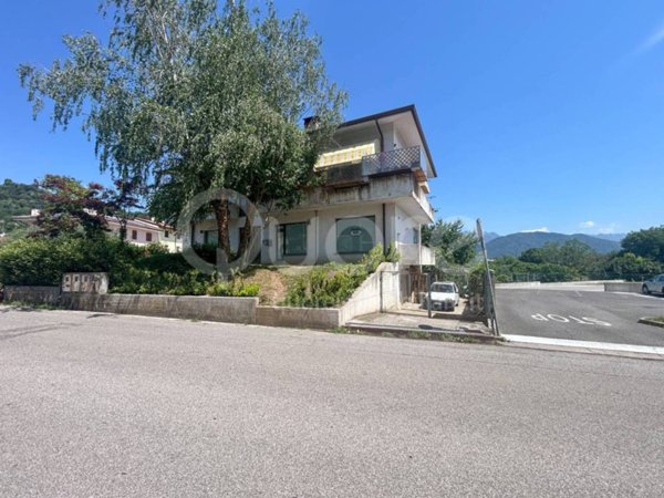 appartamento in vendita a Buja