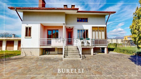 casa indipendente in vendita a Buja