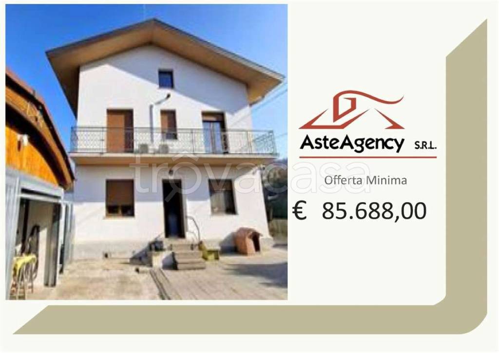 casa indipendente in vendita a Buja