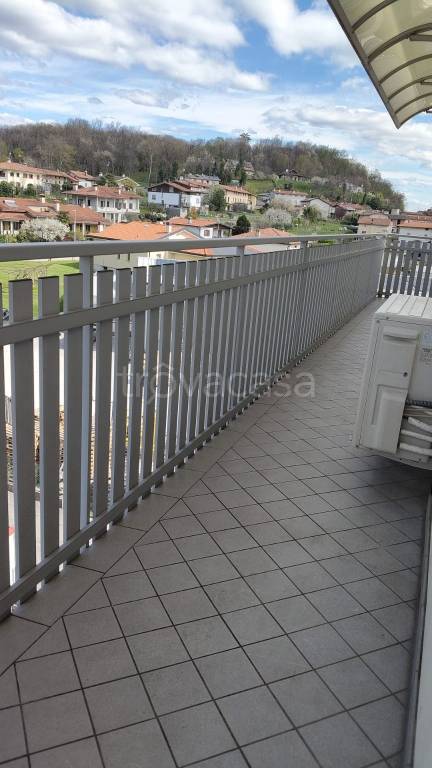 appartamento in vendita a Buja