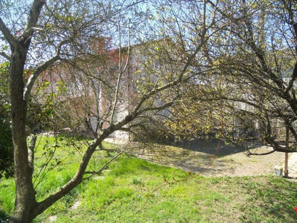 casa indipendente in vendita a Buja