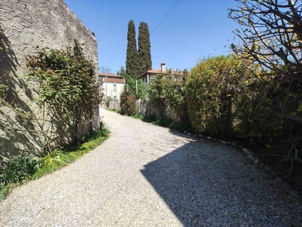 casa indipendente in vendita a Buttrio
