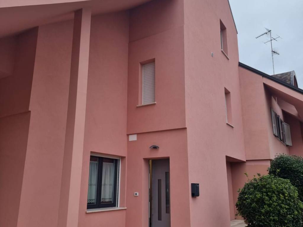 casa indipendente in vendita a Buttrio
