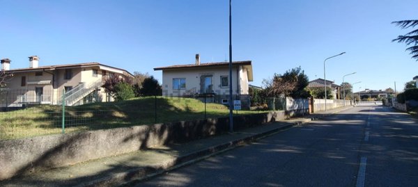 casa indipendente in vendita a Buttrio
