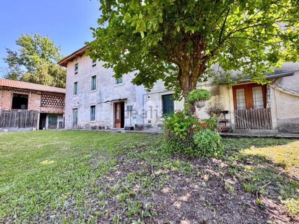 casa indipendente in vendita a Buttrio