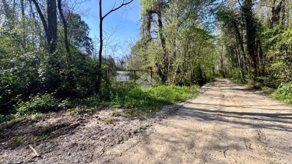 terreno edificabile in vendita a Buttrio