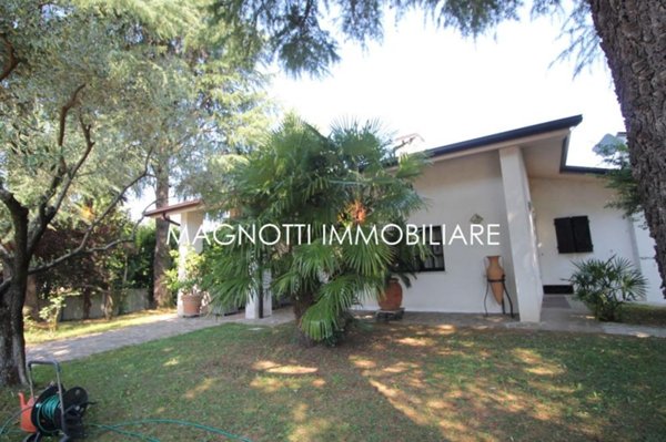 casa indipendente in vendita a Buttrio in zona Caminetto