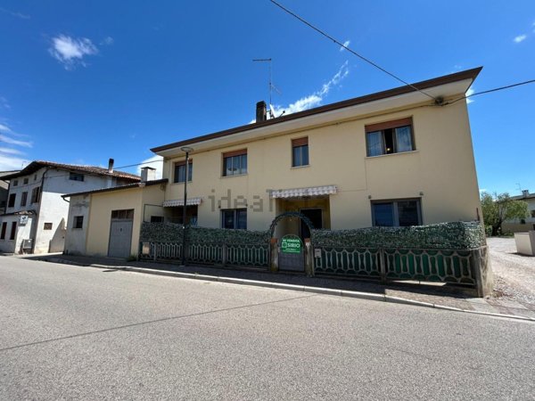 casa indipendente in vendita a Camino al Tagliamento