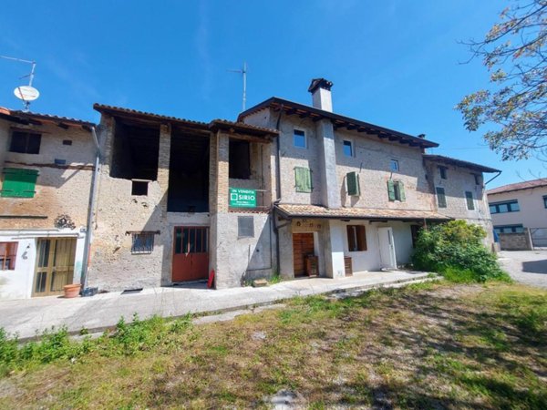casa indipendente in vendita a Camino al Tagliamento