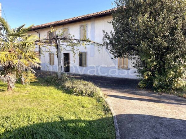 casa indipendente in vendita a Campoformido in zona Basaldella