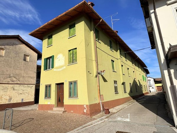 casa indipendente in vendita a Campoformido in zona Basaldella
