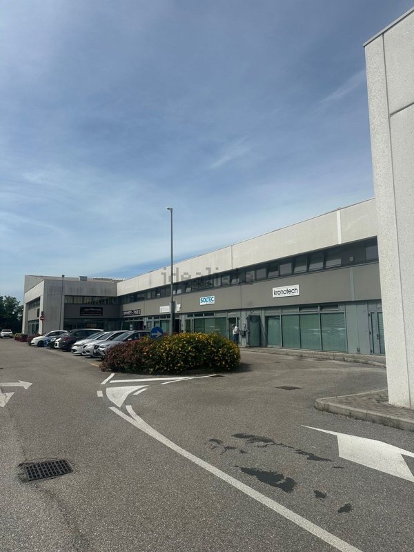 capannone in vendita a Campoformido