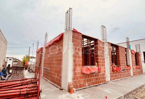 casa indipendente in vendita a Campoformido in zona Basaldella