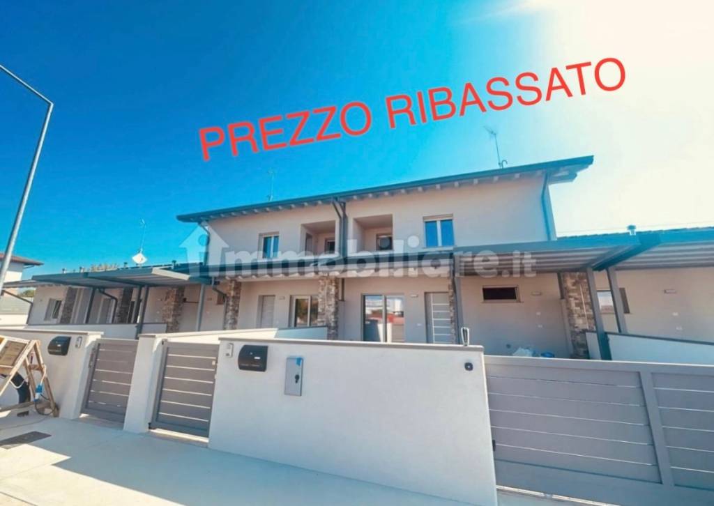 casa indipendente in vendita a Campoformido in zona Basaldella