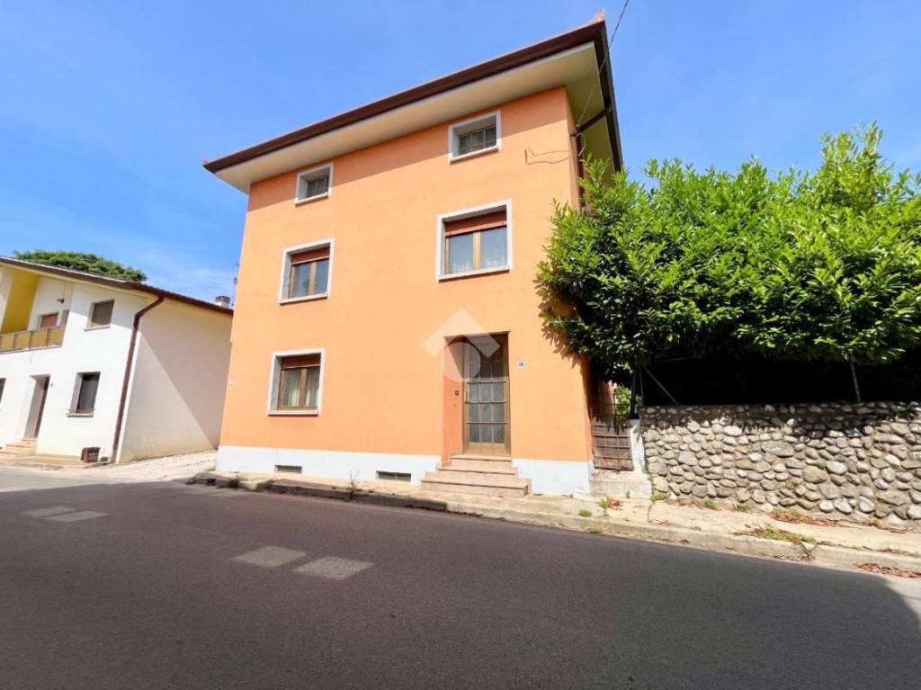 casa indipendente in vendita a Campoformido