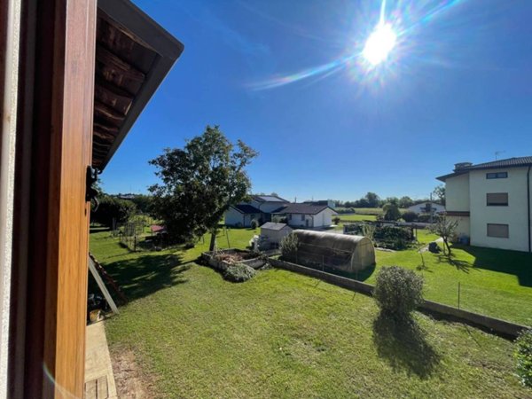 casale in vendita a Campoformido in zona Bressa