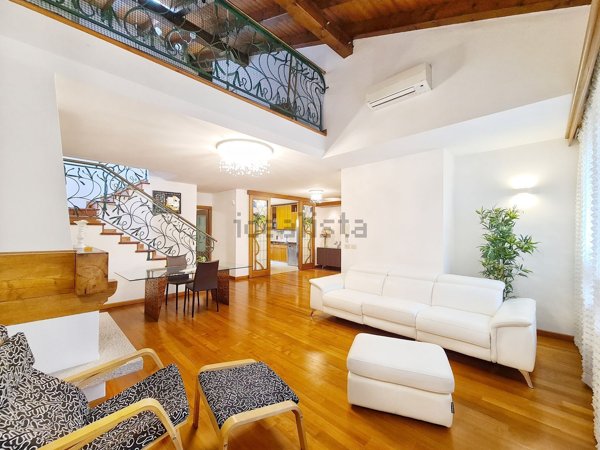 casa indipendente in vendita a Campoformido