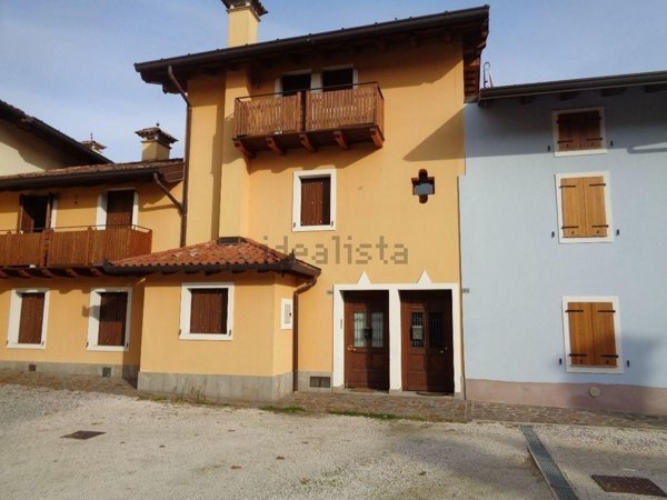 appartamento in vendita a Campoformido in zona Basaldella
