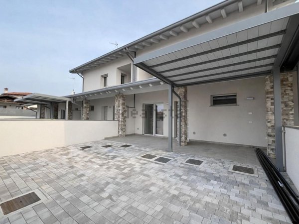 casa indipendente in vendita a Campoformido