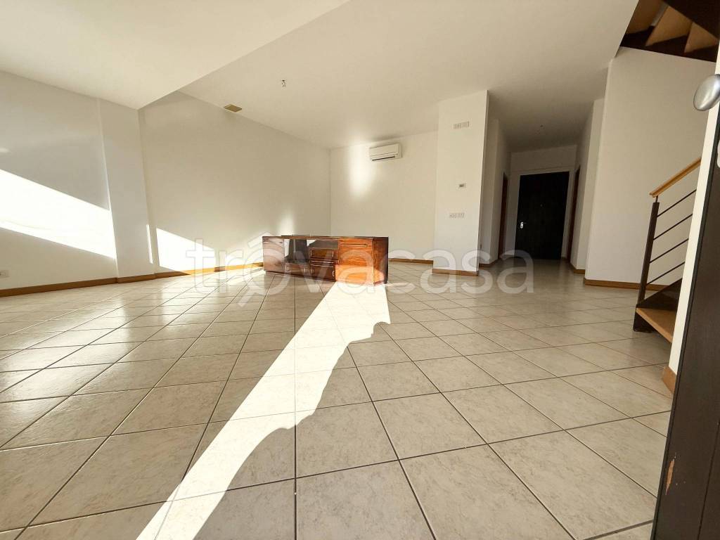 casa indipendente in vendita a Campoformido in zona Basaldella