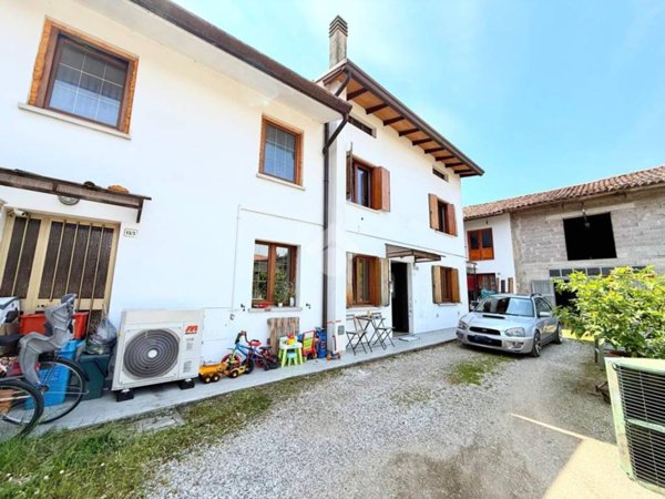 casa indipendente in vendita a Campoformido