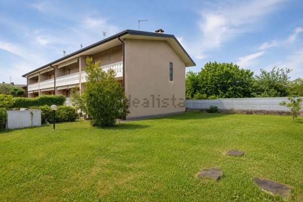 casa indipendente in vendita a Campoformido in zona Basaldella