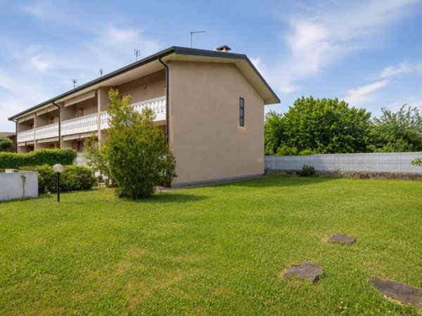 casa indipendente in vendita a Campoformido in zona Basaldella