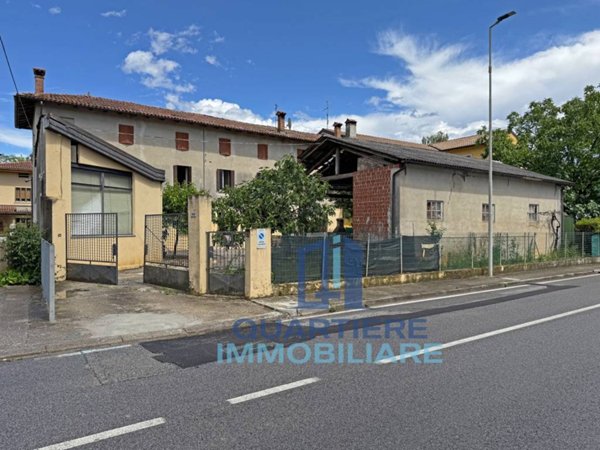 casa indipendente in vendita a Campoformido in zona Bressa