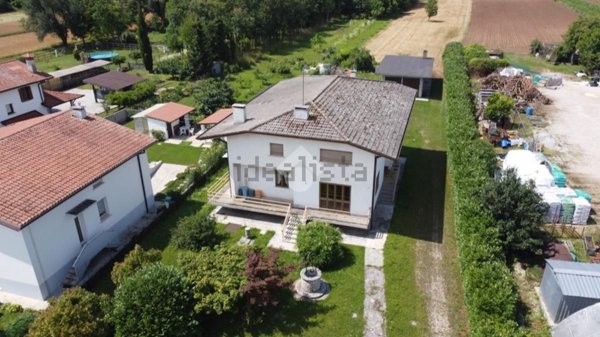 casa indipendente in vendita a Campoformido in zona Bressa