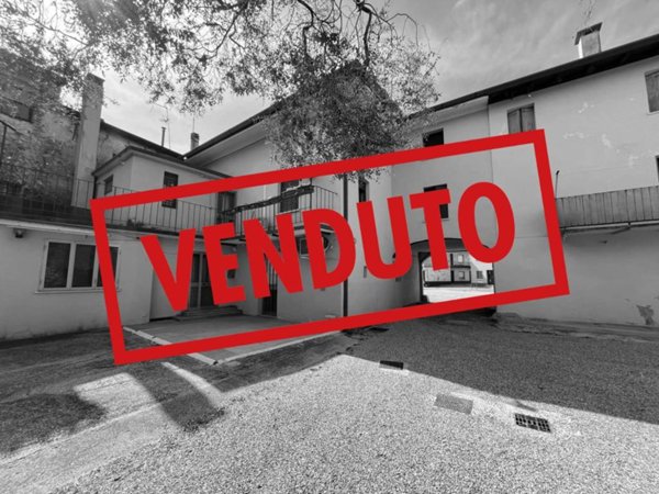 casa indipendente in vendita a Campoformido in zona Basaldella