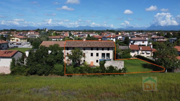 casale in vendita a Campoformido in zona Bressa