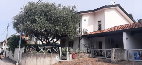 casa indipendente in vendita a Campoformido in zona Basaldella