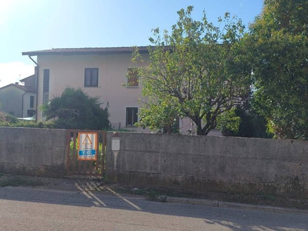 casa indipendente in vendita a Campoformido in zona Bressa