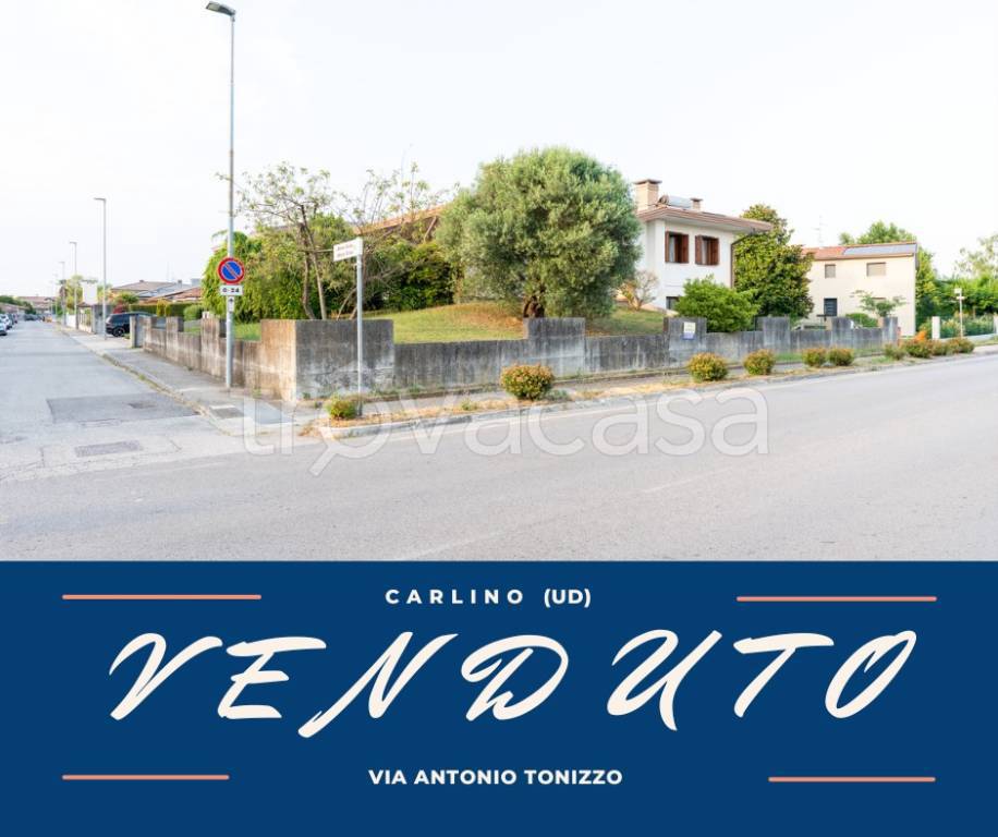 casa indipendente in vendita a Carlino