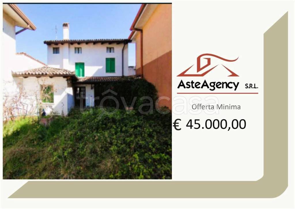appartamento in vendita a Carlino in zona San Gervasio