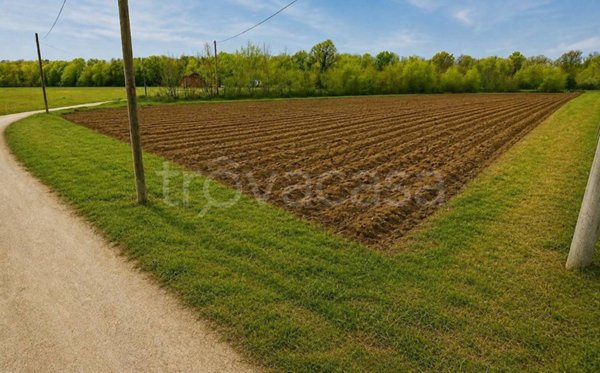 terreno in vendita a Carlino in zona San Gervasio