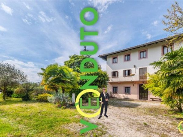 casa indipendente in vendita a Cassacco