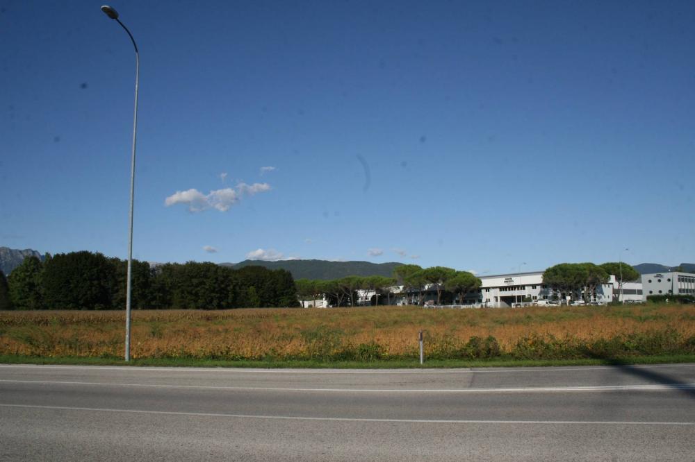 terreno agricolo in vendita a Cassacco in zona Montegnacco