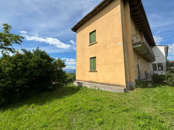 casa indipendente in vendita a Cassacco
