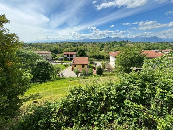 casa indipendente in vendita a Cassacco