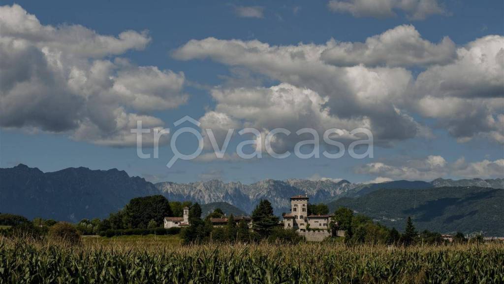 terreno edificabile in vendita a Cassacco