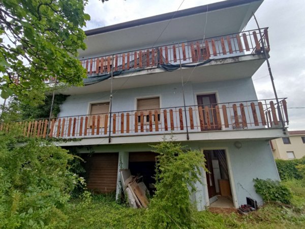 appartamento in vendita a Cassacco