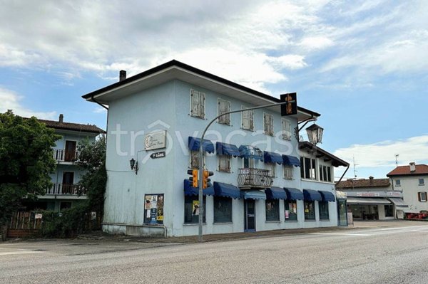 negozio in vendita a Cassacco